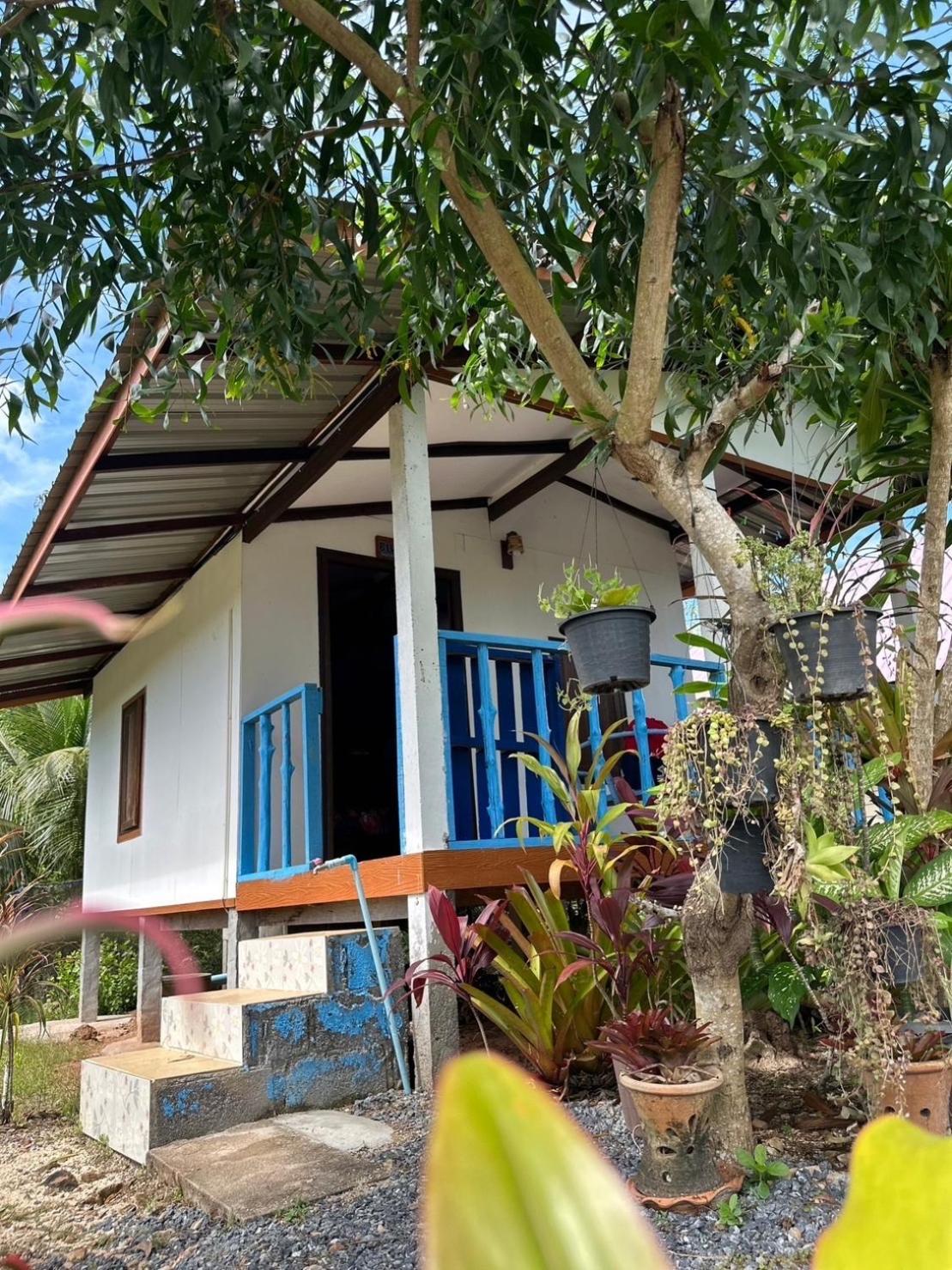Blue Sky Bungalow Koh Jum Exterior photo